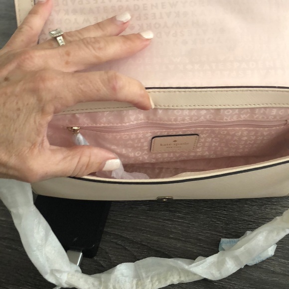 Kate Spade Crossbody Purse light cream color - Picture 3 of 5
